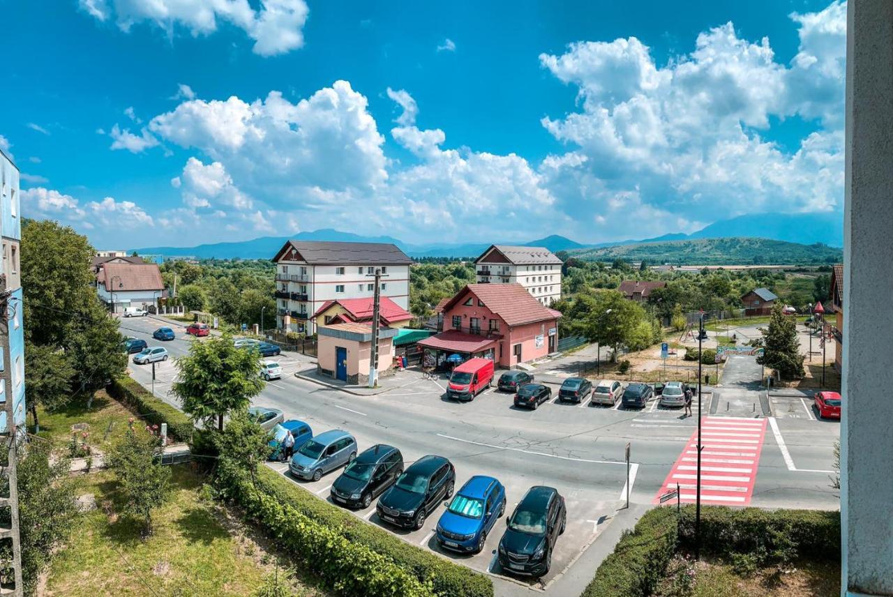 Apartament Zarnesti „Saturn” Exteriér fotografie